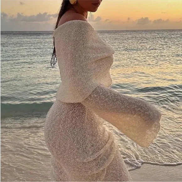 White off shoulder maxi cover up - Picture 8 of 9